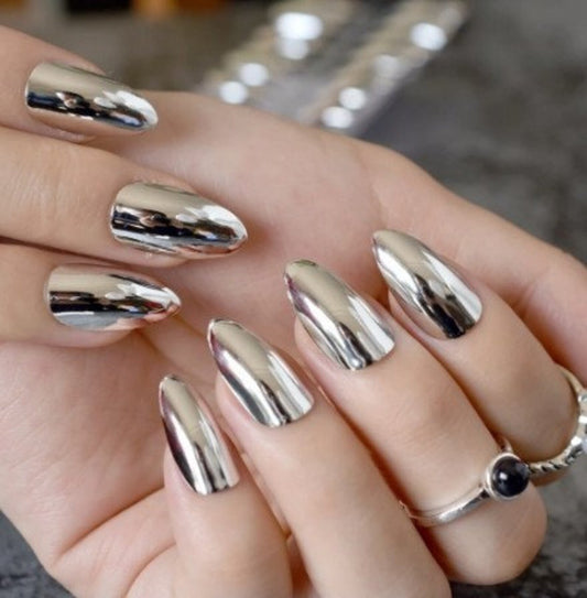 Titanium Touch | Silver | Mirror Design | Metallic, Glossy | Stiletto | Long | Reusable Press On Nails Set